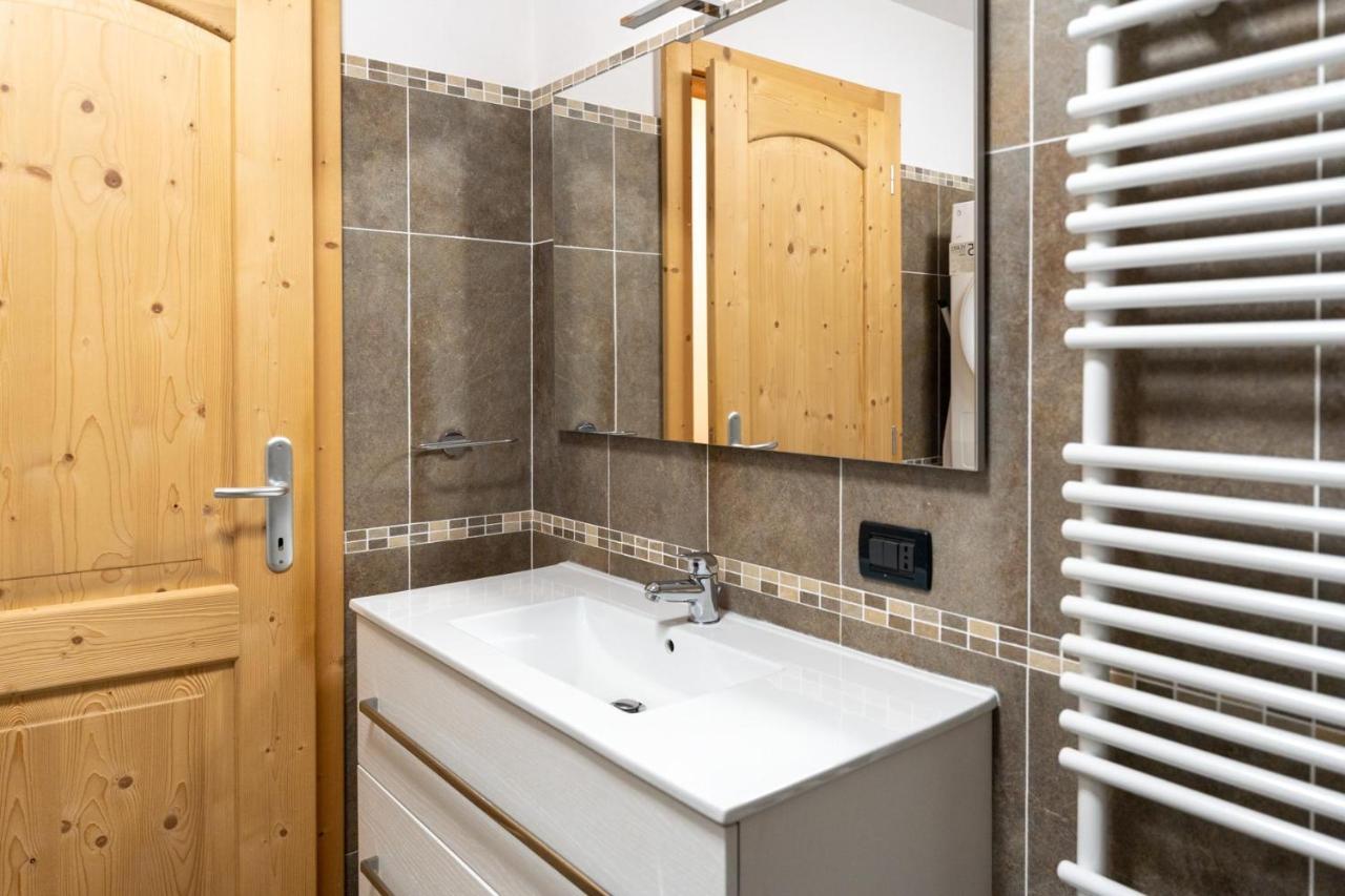 Casa Beba - Agenzia Dolomiti Affitti Apartment Cavalese Ngoại thất bức ảnh