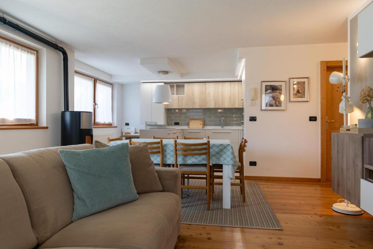 Casa Beba - Agenzia Dolomiti Affitti Apartment Cavalese Ngoại thất bức ảnh